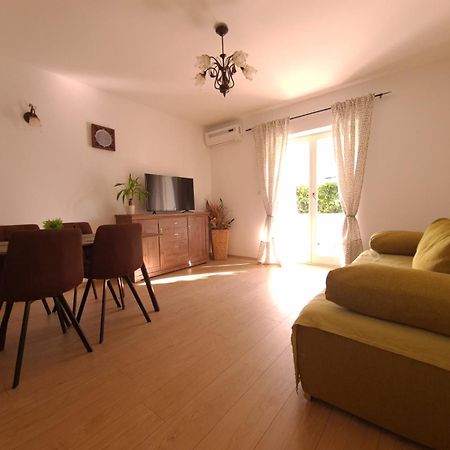 Apartmani B&S Barbat na Rabu Luaran gambar